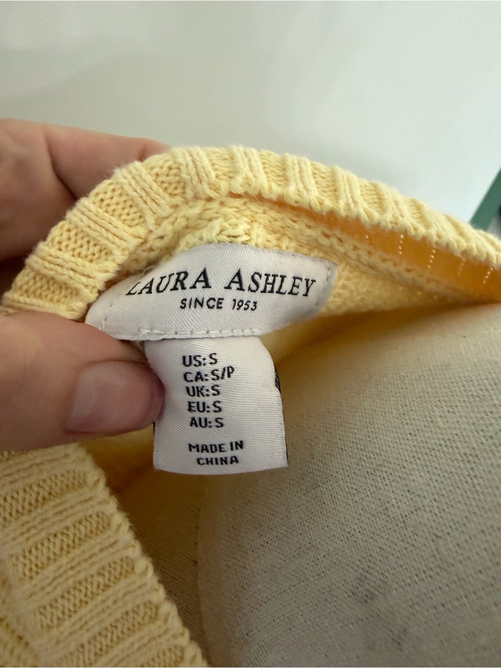 Laura Ashley Women Small Cotton Blend Knit Butter Yellow Floral Appliqué Sweater - Picture 2 of 7